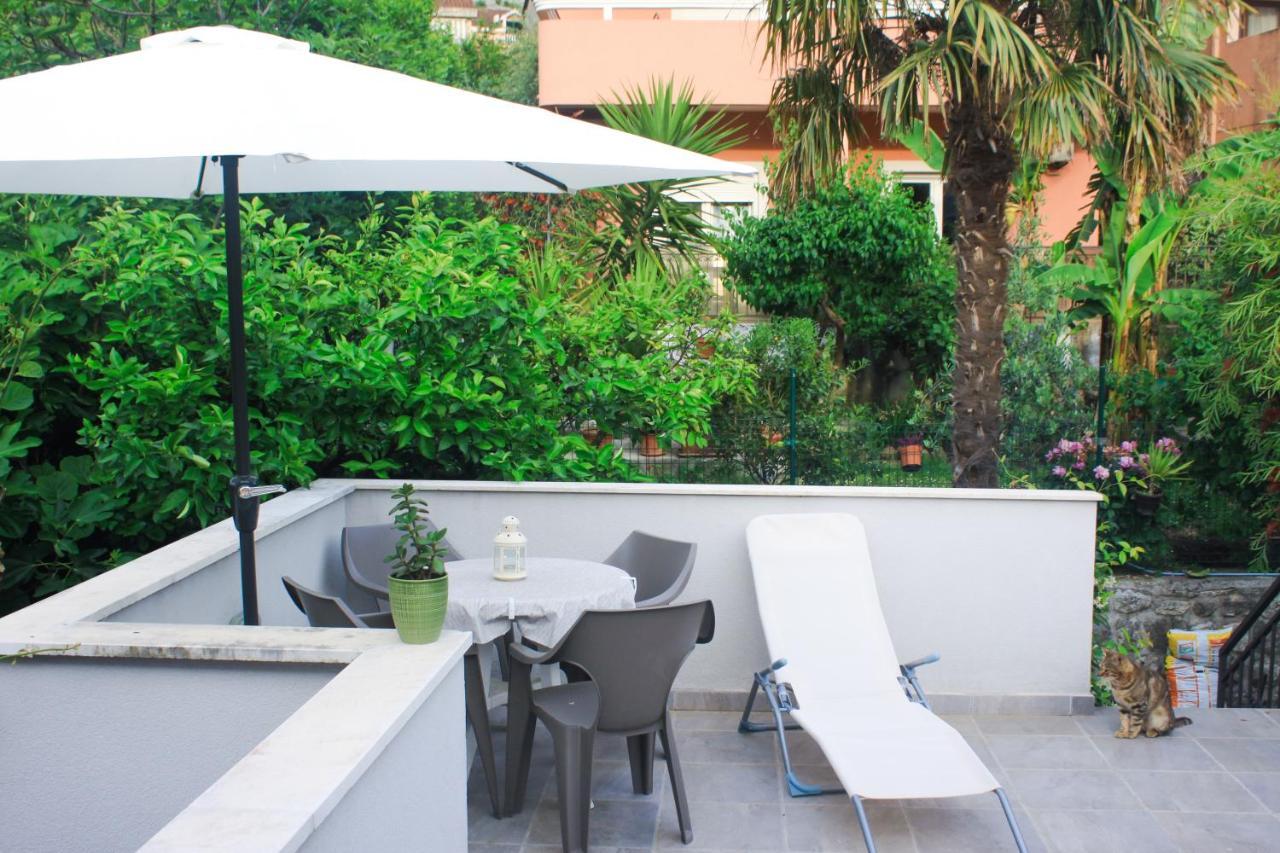 Sunny Bay Apartments Kotor Exterior photo